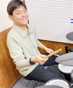 音楽教室　「Ｐ＋ＬＵＣＫ」インストラクター